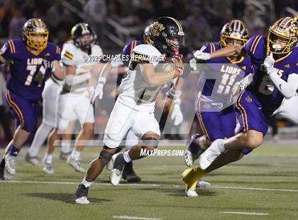 Thumbnail 3 in Yorktown vs. Granger (UIL 2A D2 Football Area) photogallery.