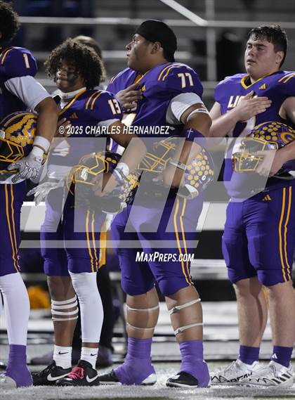 Thumbnail 1 in Yorktown vs. Granger (UIL 2A D2 Football Area) photogallery.