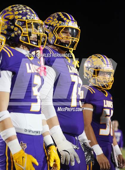 Thumbnail 1 in Yorktown vs. Granger (UIL 2A D2 Football Area) photogallery.