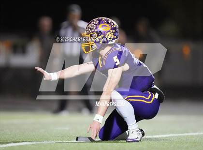 Thumbnail 1 in Yorktown vs. Granger (UIL 2A D2 Football Area) photogallery.