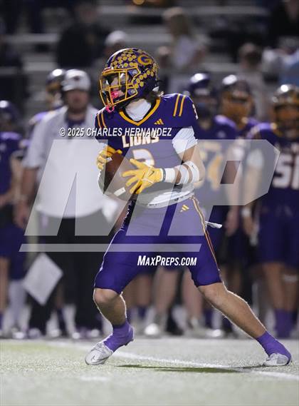 Thumbnail 1 in Yorktown vs. Granger (UIL 2A D2 Football Area) photogallery.