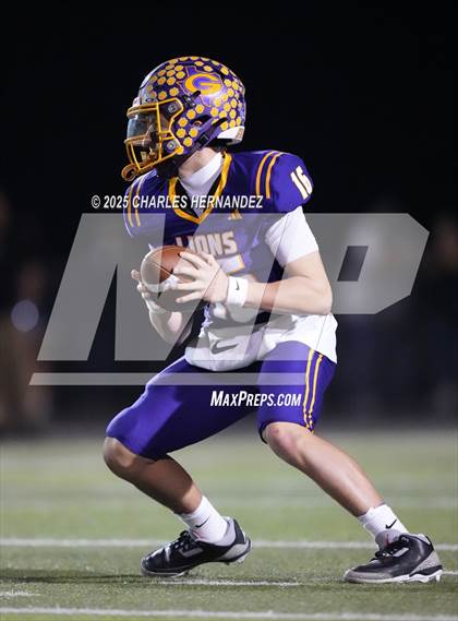 Thumbnail 2 in Yorktown vs. Granger (UIL 2A D2 Football Area) photogallery.