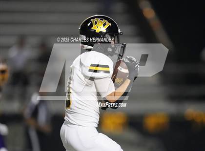 Thumbnail 3 in Yorktown vs. Granger (UIL 2A D2 Football Area) photogallery.