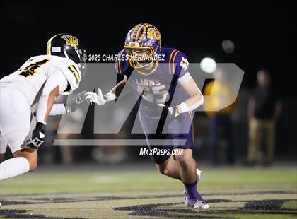 Thumbnail 1 in Yorktown vs. Granger (UIL 2A D2 Football Area) photogallery.