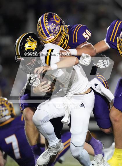 Thumbnail 3 in Yorktown vs. Granger (UIL 2A D2 Football Area) photogallery.