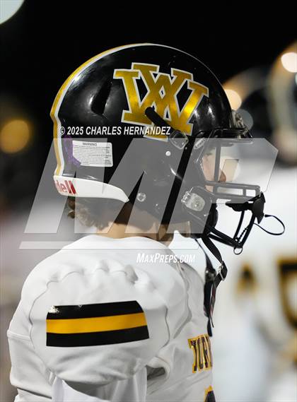 Thumbnail 2 in Yorktown vs. Granger (UIL 2A D2 Football Area) photogallery.