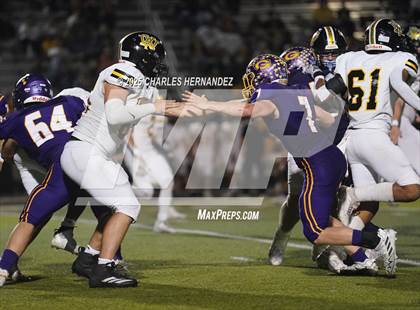 Thumbnail 2 in Yorktown vs. Granger (UIL 2A D2 Football Area) photogallery.