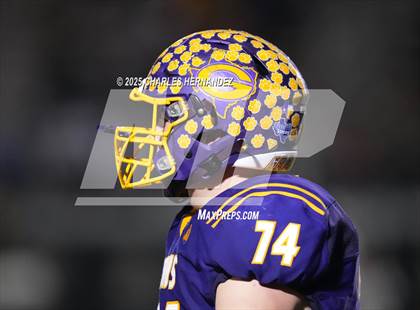 Thumbnail 2 in Yorktown vs. Granger (UIL 2A D2 Football Area) photogallery.