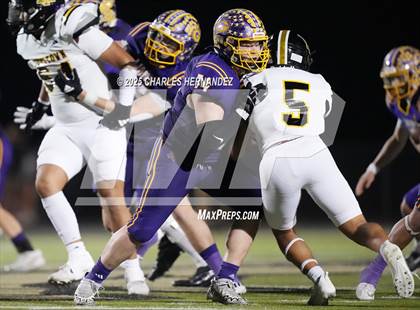 Thumbnail 1 in Yorktown vs. Granger (UIL 2A D2 Football Area) photogallery.