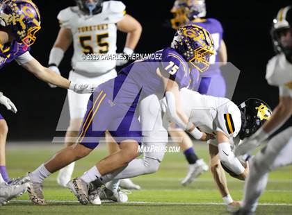 Thumbnail 1 in Yorktown vs. Granger (UIL 2A D2 Football Area) photogallery.