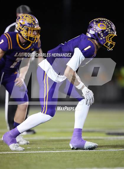 Thumbnail 2 in Yorktown vs. Granger (UIL 2A D2 Football Area) photogallery.