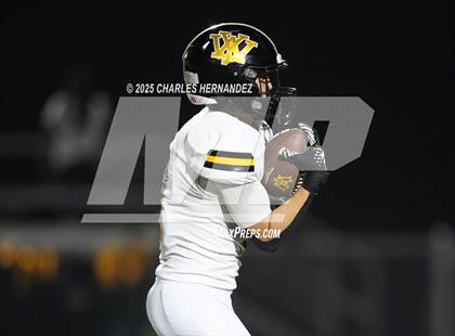 Thumbnail 2 in Yorktown vs. Granger (UIL 2A D2 Football Area) photogallery.