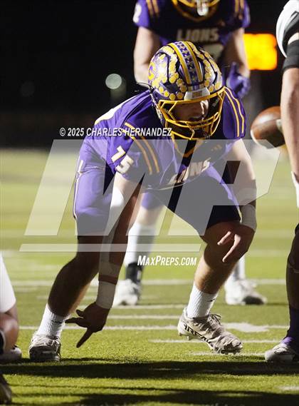 Thumbnail 1 in Yorktown vs. Granger (UIL 2A D2 Football Area) photogallery.