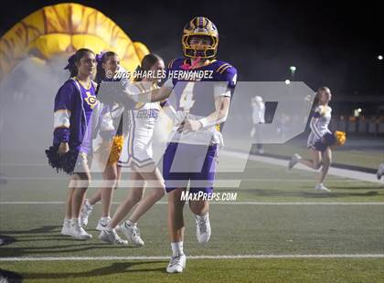 Thumbnail 3 in Yorktown vs. Granger (UIL 2A D2 Football Area) photogallery.