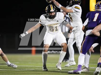 Thumbnail 1 in Yorktown vs. Granger (UIL 2A D2 Football Area) photogallery.