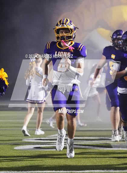 Thumbnail 2 in Yorktown vs. Granger (UIL 2A D2 Football Area) photogallery.