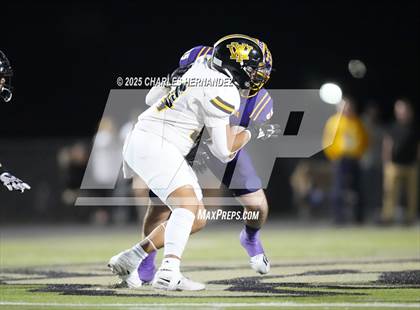 Thumbnail 2 in Yorktown vs. Granger (UIL 2A D2 Football Area) photogallery.