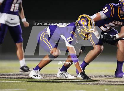 Thumbnail 3 in Yorktown vs. Granger (UIL 2A D2 Football Area) photogallery.