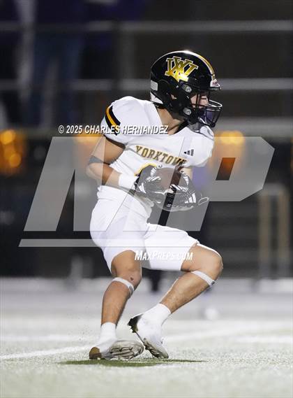 Thumbnail 3 in Yorktown vs. Granger (UIL 2A D2 Football Area) photogallery.
