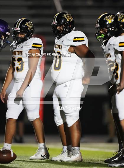 Thumbnail 3 in Yorktown vs. Granger (UIL 2A D2 Football Area) photogallery.