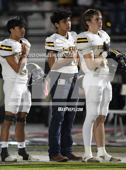 Thumbnail 1 in Yorktown vs. Granger (UIL 2A D2 Football Area) photogallery.