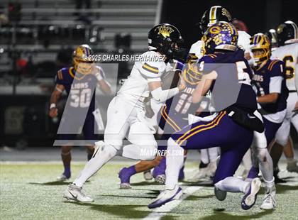 Thumbnail 2 in Yorktown vs. Granger (UIL 2A D2 Football Area) photogallery.