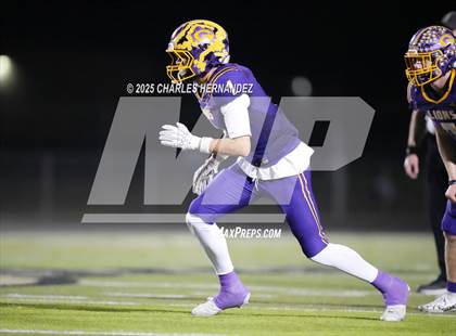 Thumbnail 2 in Yorktown vs. Granger (UIL 2A D2 Football Area) photogallery.