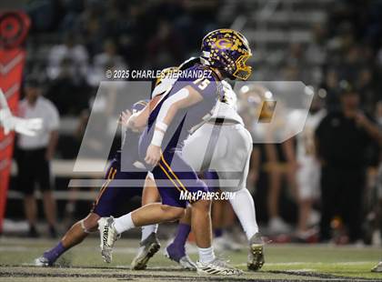 Thumbnail 3 in Yorktown vs. Granger (UIL 2A D2 Football Area) photogallery.