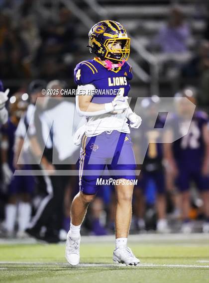 Thumbnail 1 in Yorktown vs. Granger (UIL 2A D2 Football Area) photogallery.