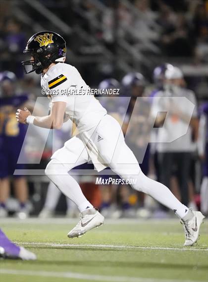 Thumbnail 2 in Yorktown vs. Granger (UIL 2A D2 Football Area) photogallery.