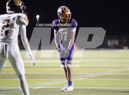 Thumbnail 2 in Yorktown vs. Granger (UIL 2A D2 Football Area) photogallery.