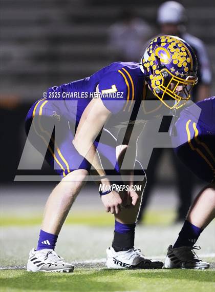 Thumbnail 3 in Yorktown vs. Granger (UIL 2A D2 Football Area) photogallery.