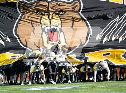 Thumbnail 3 in Brennan vs Roosevelt [Theodore] (UIL 6A Bi-District Playoff) photogallery.