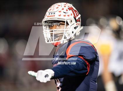 Thumbnail 2 in Brennan vs Roosevelt [Theodore] (UIL 6A Bi-District Playoff) photogallery.