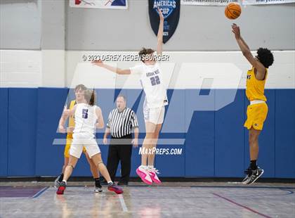 Thumbnail 1 in Green Mountain vs Arvada West (Centaurus Tournament) photogallery.