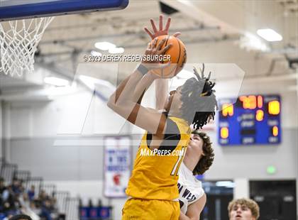Thumbnail 2 in Green Mountain vs Arvada West (Centaurus Tournament) photogallery.