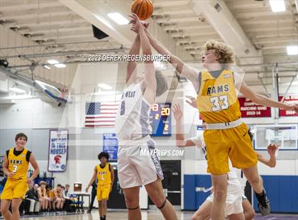 Thumbnail 2 in Green Mountain vs Arvada West (Centaurus Tournament) photogallery.