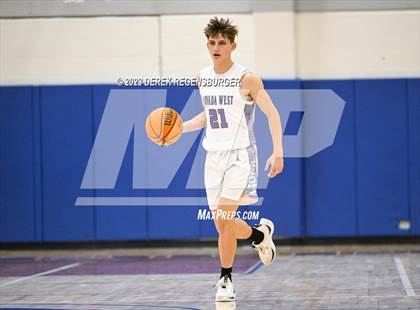 Thumbnail 3 in Green Mountain vs Arvada West (Centaurus Tournament) photogallery.