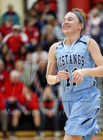 Thumbnail 1 in Brighton vs. Ralston Valley (CHSAA 5A Round 2 Playoff) photogallery.