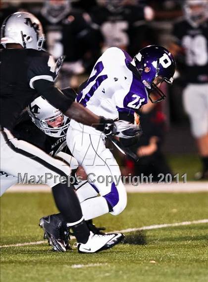 Thumbnail 1 in Paschal @ Martin photogallery.