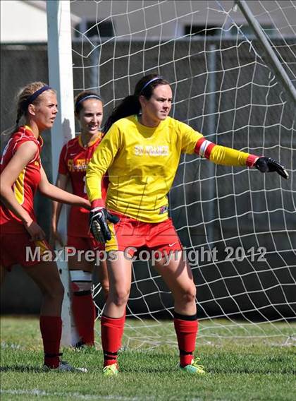 Thumbnail 3 in St. Francis vs. Franklin (CIF SJS D1 Playoffs) photogallery.
