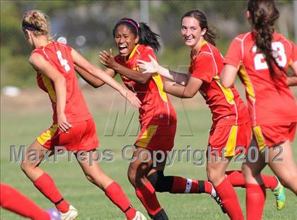 Thumbnail 3 in St. Francis vs. Franklin (CIF SJS D1 Playoffs) photogallery.