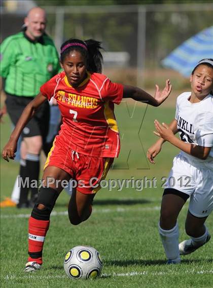 Thumbnail 3 in St. Francis vs. Franklin (CIF SJS D1 Playoffs) photogallery.