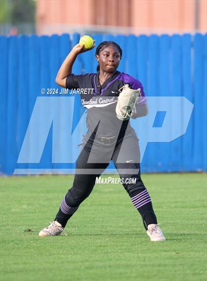 Thumbnail 1 in Cleveland Central @ Southaven photogallery.