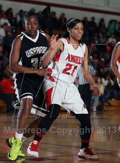 Thumbnail 3 in Montbello vs Denver East (Manual ThunderDome) photogallery.