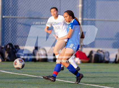 Thumbnail 3 in Marymount vs Culver City photogallery.