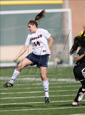 Thumbnail 3 in Dobie vs Allen (Georgetown Governor's Cup) photogallery.