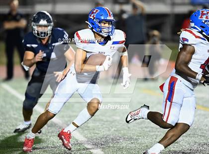 Thumbnail 1 in Hays @ Boerne-Champion photogallery.