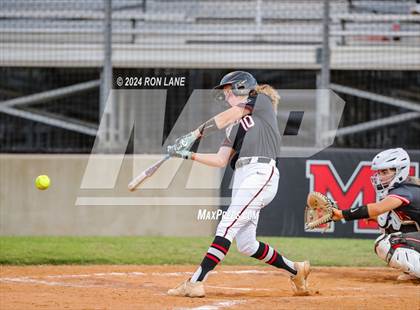 Thumbnail 2 in Elgin @ Mustang photogallery.