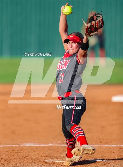 Thumbnail 3 in Elgin @ Mustang photogallery.